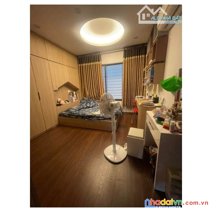 Bán nhà mặt phố bạch mai , vỉa hè, thoáng trước sau 70m giá 18.2 tỷ mặt tiền cực rộng
