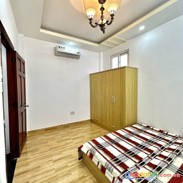 Bán nhà phan huy ích hẻm xe hơi gò vấp 4 tầng đẹp ở ngay nhỉnh 6 tỷ