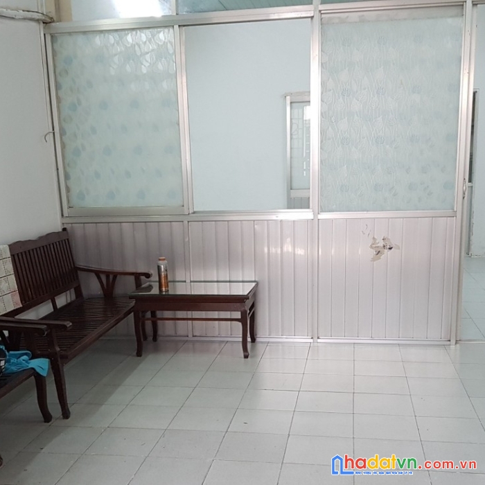 Chính chủ cho thuê nhà cấp 4 nguyên căn, thích hợp cho gia đình ở sinh hoạt.
