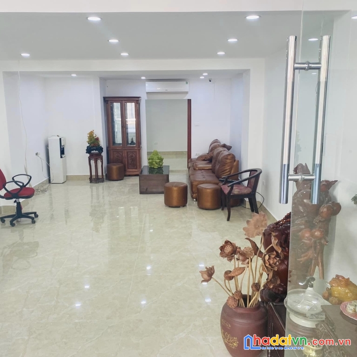Bán nhà lô góc mặt phố trung liệt đống đa vỉa hè rộng 115m 7 tầng 40 tỷ