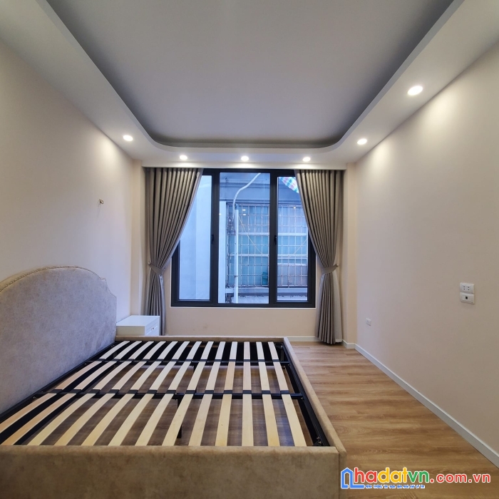 Bán nhà phố nguyễn lương bằng kd ôtô 40m2 5tầng mt 3,5m giá chỉ 5,2 tỷ.