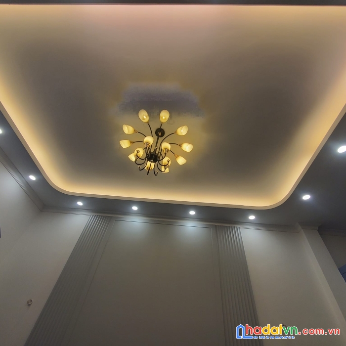 Bán nhà phố nguyễn lương bằng kd ôtô 40m2 5tầng mt 3,5m giá chỉ 5,2 tỷ.