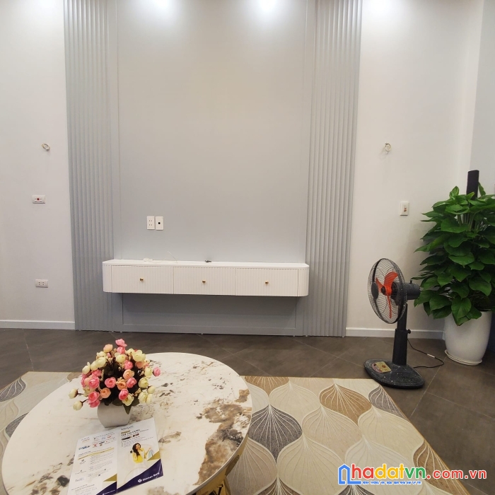Bán nhà phố nguyễn lương bằng kd ôtô 40m2 5tầng mt 3,5m giá chỉ 5,2 tỷ.