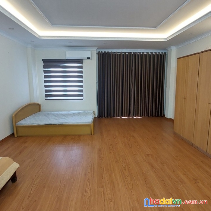 Bán nhà minh khai, hai bà trưng 30m2, lô góc, ở ngay 2 tỷ 6.