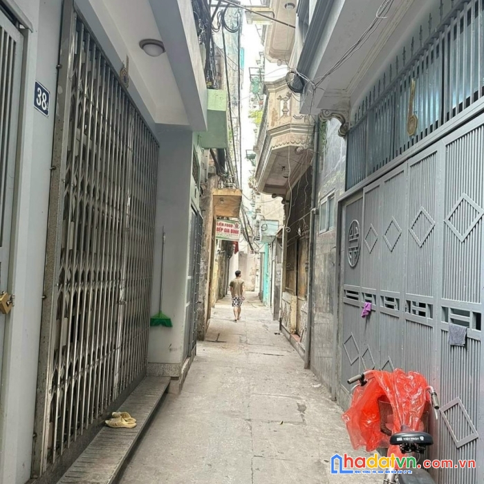 Đất thái thịnh ba gác đỗ cửa kinh doanh tấp nập-ngõ thông