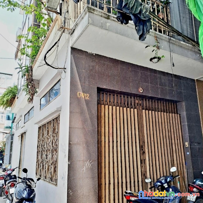 Chính chủ cần bán gấp căn nhà  vị trí tại quận 3, tp hcm