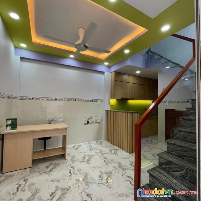 Nhà phan văn trị p11 bình thạnh 3 tầng 2,95 tỷ