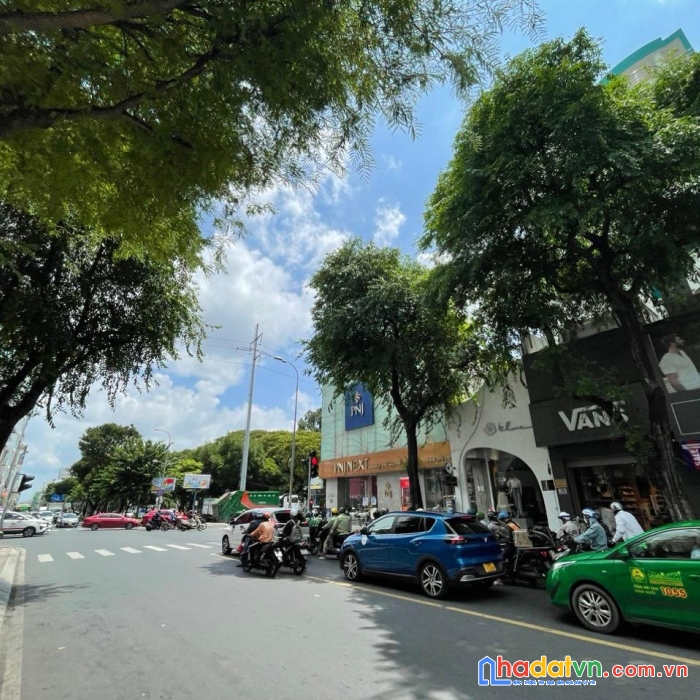 Cho thuê lại nhà mt hai bà trưng, p đa kao, q1