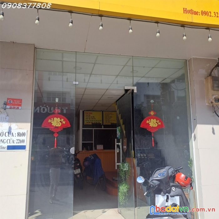Cho thuê mặt bằng kinh doanh đẹp - sầm uất đối diện trường học