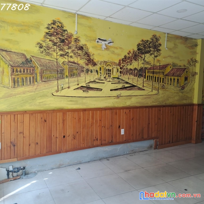 Cho thuê mặt bằng kinh doanh đẹp - sầm uất đối diện trường học