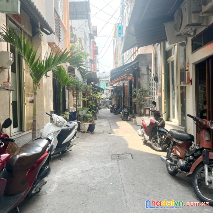 Nhà cấp 4 hẻm ôtô đường hưng phú p10, q8 - giá : 4.4 tỷ (bớt lộc)