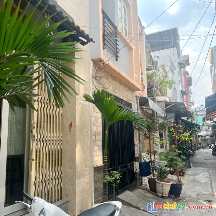 Nhà cấp 4 hẻm ôtô đường hưng phú p10, q8 - giá : 4.4 tỷ (bớt lộc)