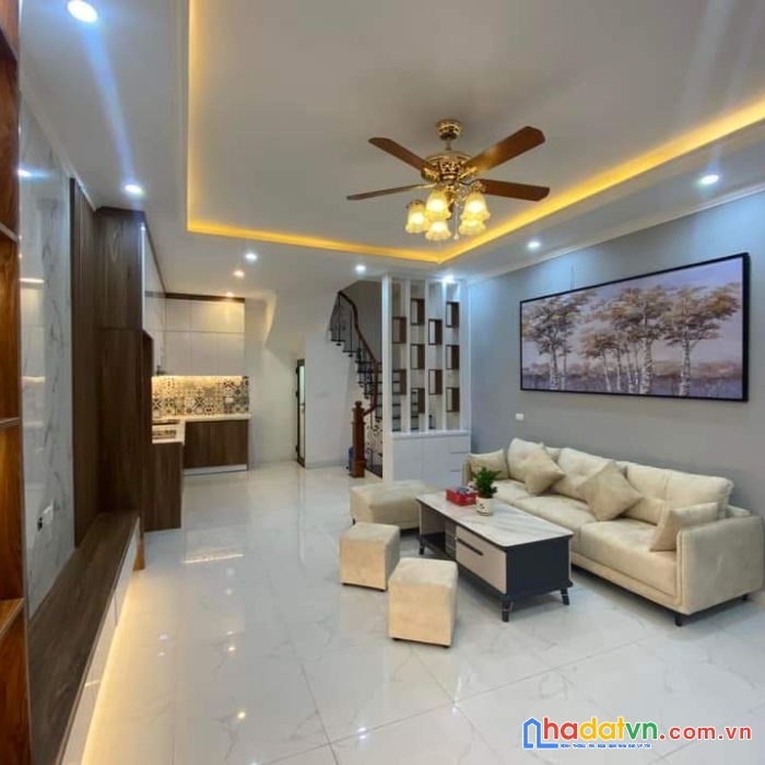 Bán nhà phố minh khai,quận hoàng mai, ngõ thông rộng,kinh doanh, 5 tầng mới đẹp, giá hơn 4 tỷ