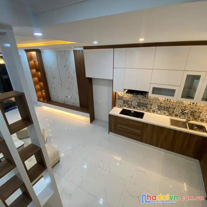 Bán nhà phố minh khai,quận hoàng mai, ngõ thông rộng,kinh doanh, 5 tầng mới đẹp, giá hơn 4 tỷ