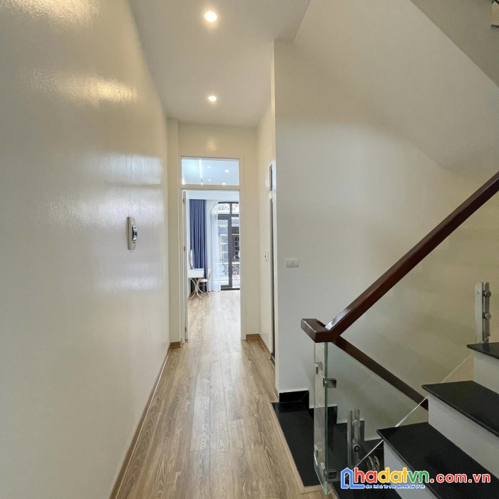 Bán nhà trần quốc hoàn, cầu giấy, phân lô, 3 ô tô tránh, kinh doanh đỉnh, 55m2, 12.8 tỷ