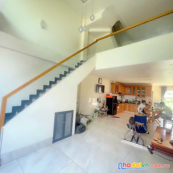 Cần bán nhanh 2 căn nhà đẹp và lô đất tại quận 12, tphcm