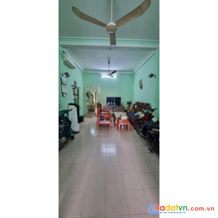 Bán nhà hóc môn, mặt tiền tô ký, 94m2 5 x 21, nở hậu tài lộc, 3 tầng, chỉ 9 tỷ 5.