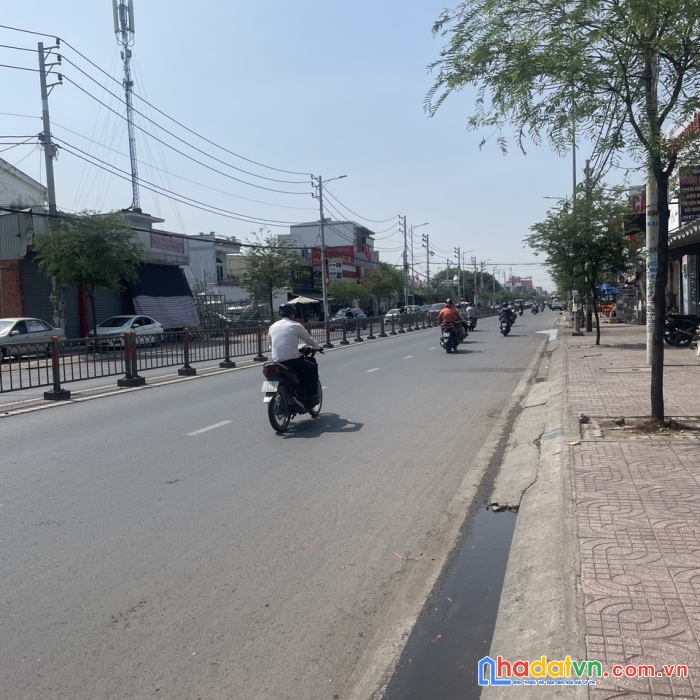 Bán nhà hóc môn, mặt tiền tô ký, 94m2 5 x 21, nở hậu tài lộc, 3 tầng, chỉ 9 tỷ 5.