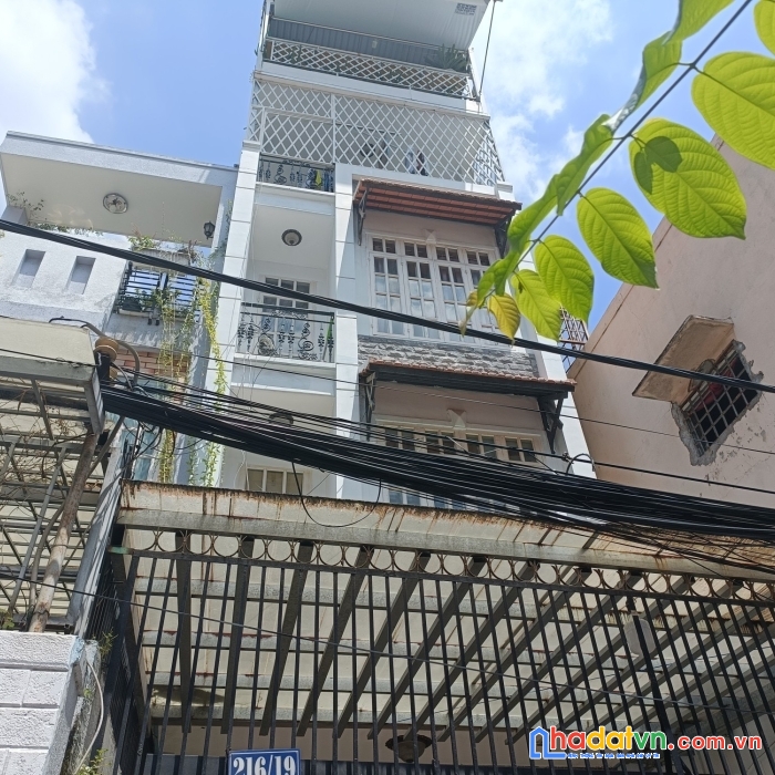 Siêu phẩm quận 10 , 1 trệt, 3 lầu , sân thượng 
ngợp giảm giá chỉ còn 7.5 tỷ