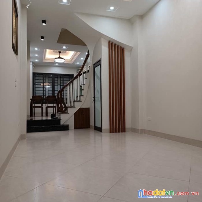 Bán nhà đẹp quan nhân thanh xuân ngõ thoáng 40m x 5 tầng 4.1 tỷ