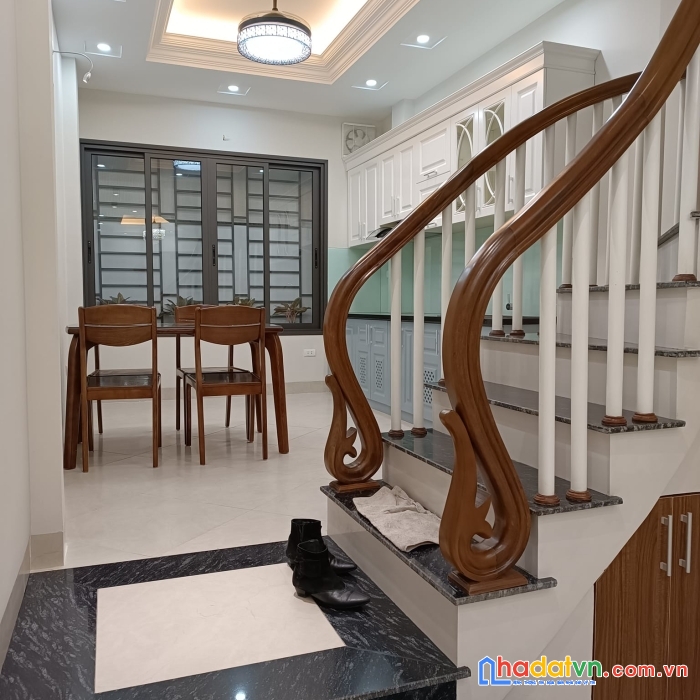 Bán nhà đẹp quan nhân thanh xuân ngõ thoáng 40m x 5 tầng 4.1 tỷ