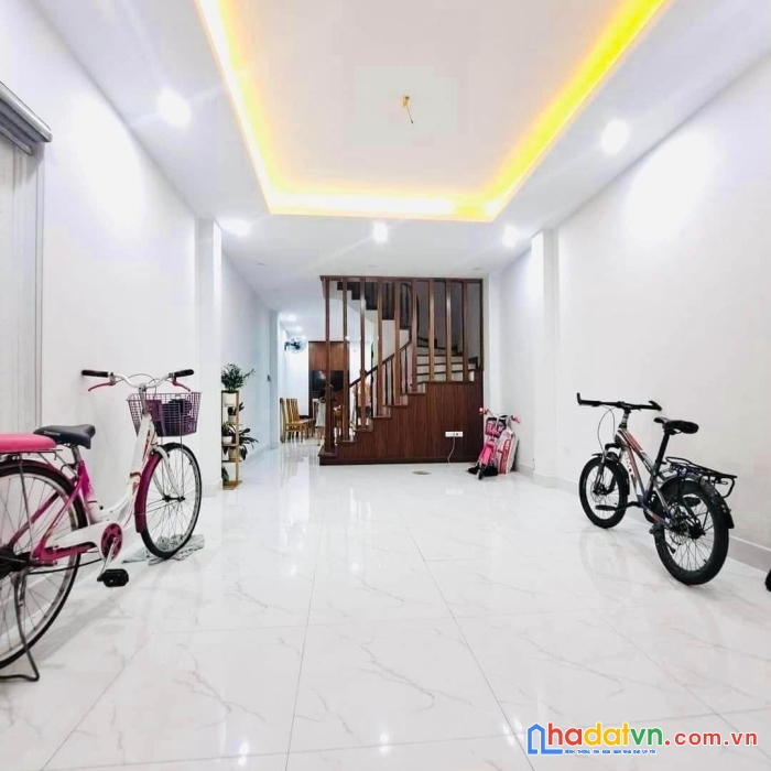 Bán nhà đẹp vương thừa vũ thanh xuân cực thoáng 46m x 4 tầng 4.6 tỷ