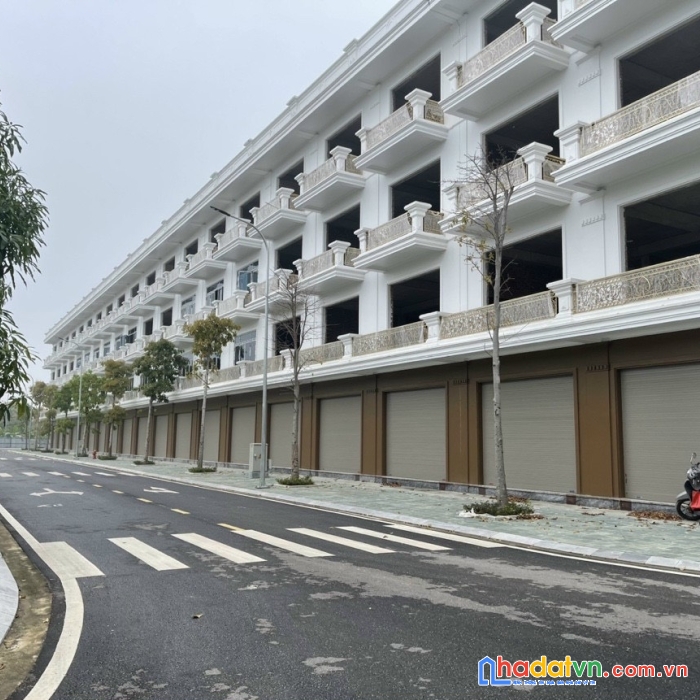 Cắt lỗ sâu căn liền kề xuân hưng-đl csedp, giá tử 3 tỷ, nhận nhà ở ngay, rẻ hơn hiện tại 2 tỷ