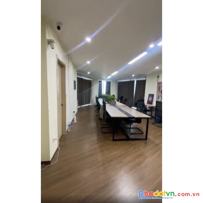 Chính chủ cần bán hoặc cho thuê căn hộ 145 m2 tại toà tháp doanh nhân số 1 thanh bình văn mỗ hà