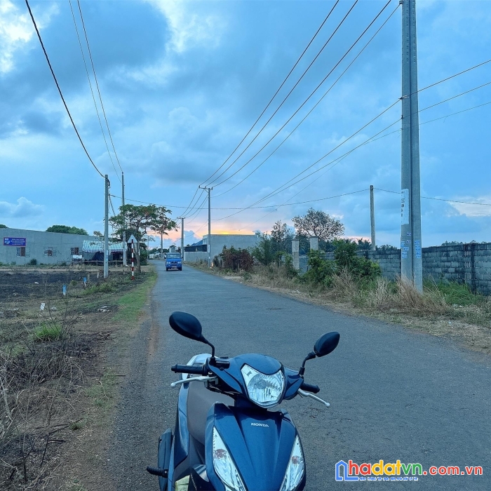 Chính chủ bán gấp lô đất đẹp vị trí đắc địa tại thị trấn đất đỏ