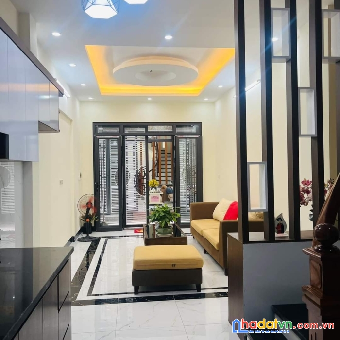 Bán nhà để ở phố lĩnh nam, quận hoàng mai 5 tầng, 3 ngủ mới tinh thoáng sáng, 3,6 tỷ