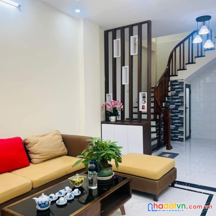 Bán nhà để ở phố lĩnh nam, quận hoàng mai 5 tầng, 3 ngủ mới tinh thoáng sáng, 3,6 tỷ