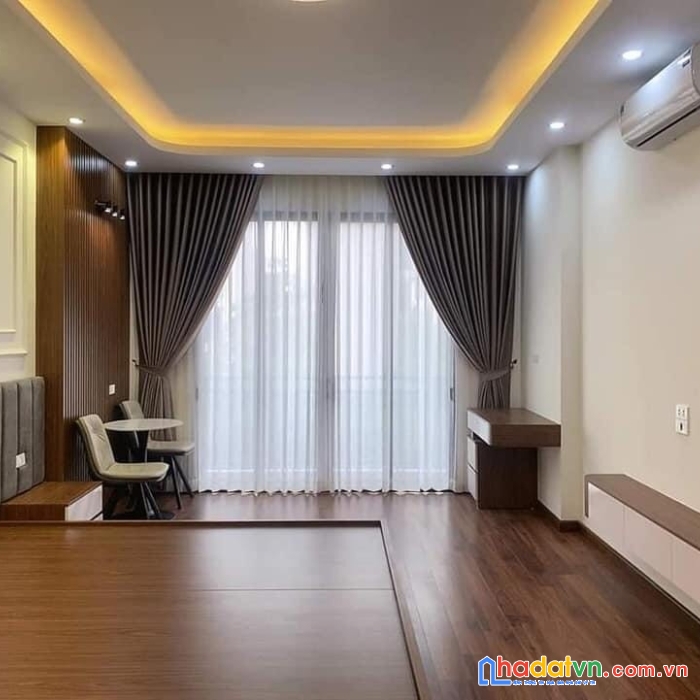 Vip đống đa. bán nhà phạm ngọc thạch. tặng nội thất tiền tỷ. nhà mới 35m2, 5 tầng, 4,5 tỷ