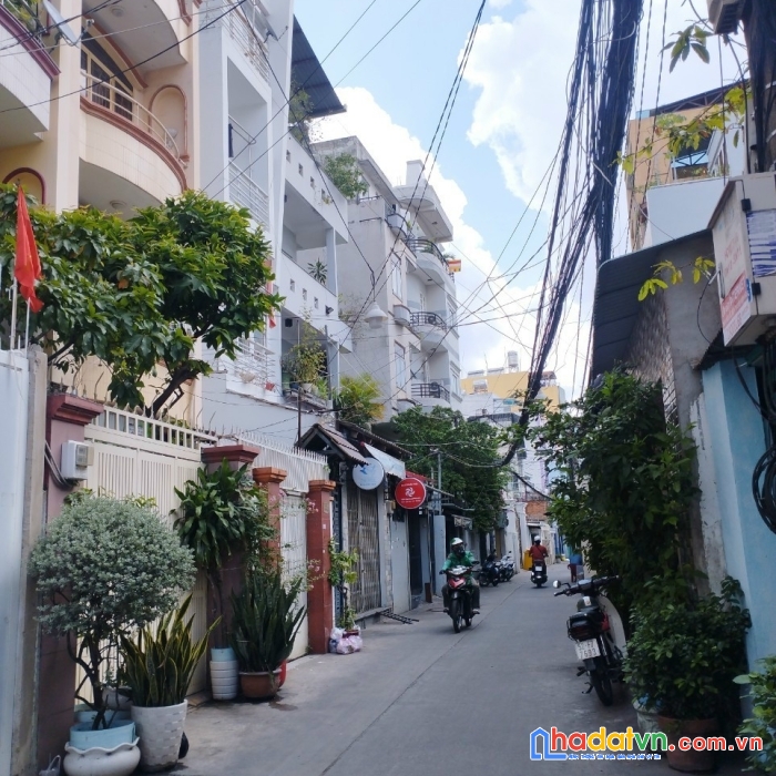 Ngộp giảm sâu hxh p13  quận 10 - 45m2 - 5 tầng