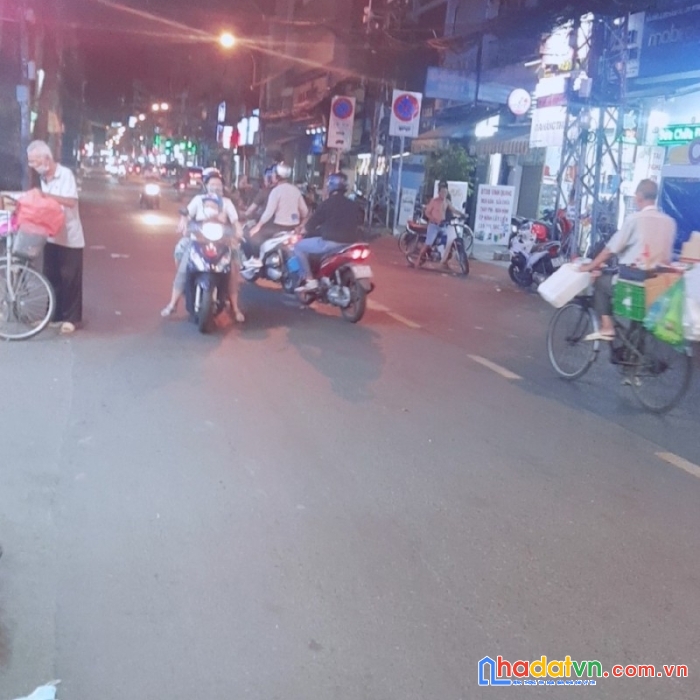 Bán nhà ngô quyền quận 10 mặt tiền 11 tỷ kinh doanh đỉnh