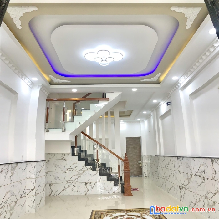 Chính chủ bán căn nhà mới xây vị trí đẹp tại quận 12 - giá cực rẻ