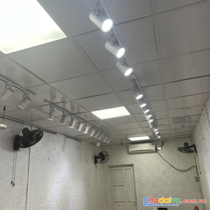 Góc chuyển nhượng mặt bằng tại 47a lý tự trọng