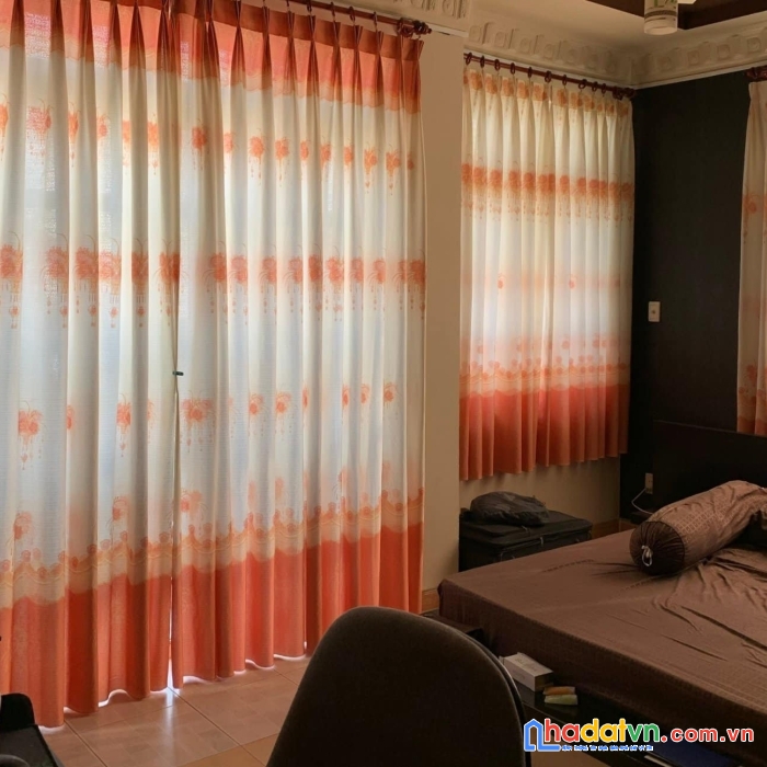 Cần tiền bán gấp giải  quyết việc nhà!
trần hữu trang- phường 11- phú nhuận