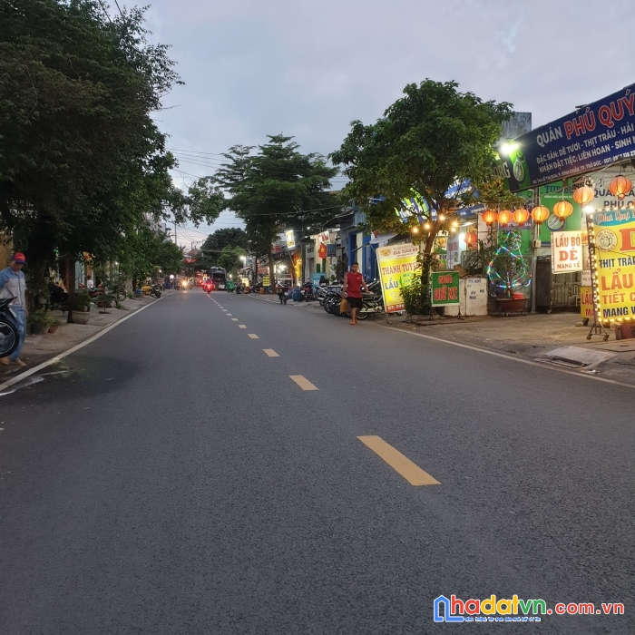 Linh đông. kha vạn cân. ngang 8. dt lớn 230m. kinh doanh đỉnh. nhỉnh 98tr/m