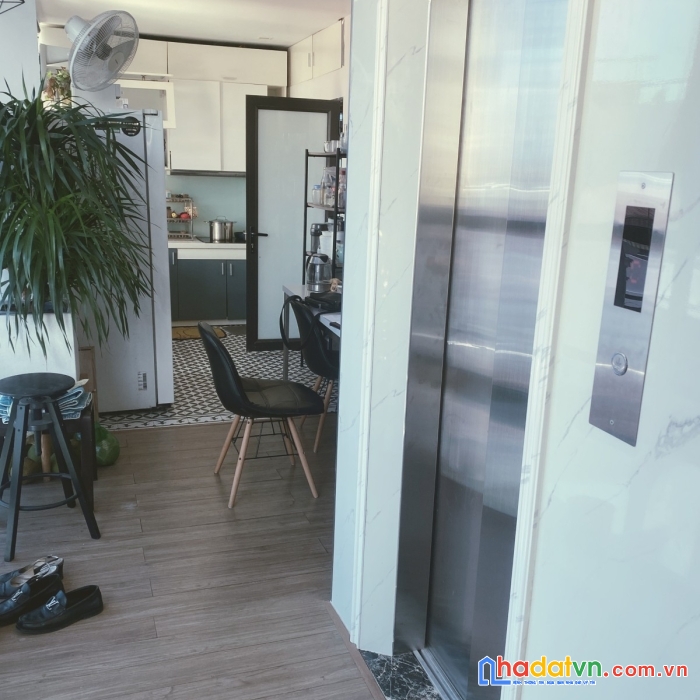 Bán gấp ccmn phố  kim hoa thang máy 35 tr/tháng  55m 7tg mt 5m chỉ 8,9 tỷ.