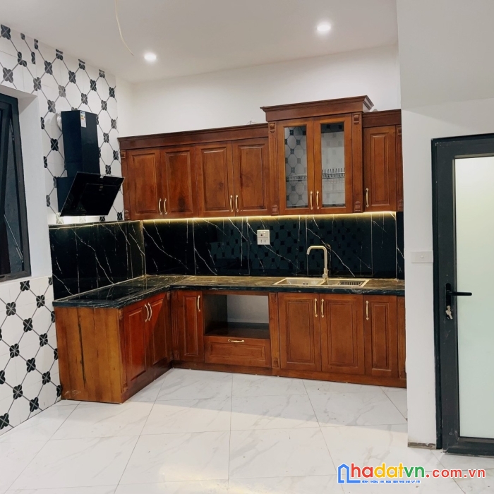 Bán nhà hào nam gấp 52m2*4 tầng mt 3,4m nhỉnh 5 tỷ.