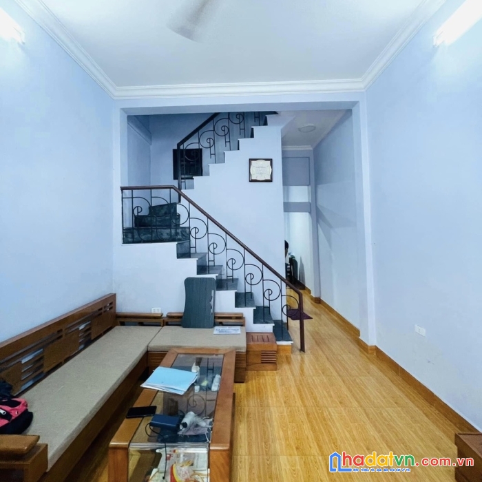 Hiếm trần quang diệu - trung tâm q đống đa 46m - 5,95 tỷ - nhà đẹp ở luôn.