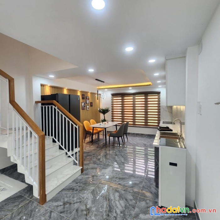 Giá chỉ còn 6.25 tỷ khu dreamhome phân lô đồng bộ - 40m2 - xe hơi vào nhà
