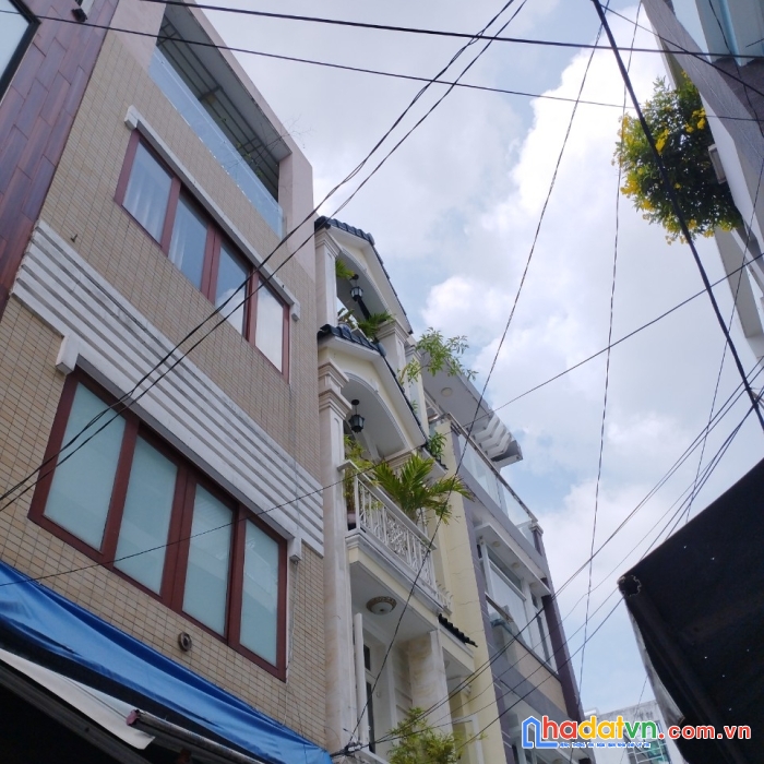 Ngộp bán nhà lạc long quân 64m2 - 4 tấm - hxh