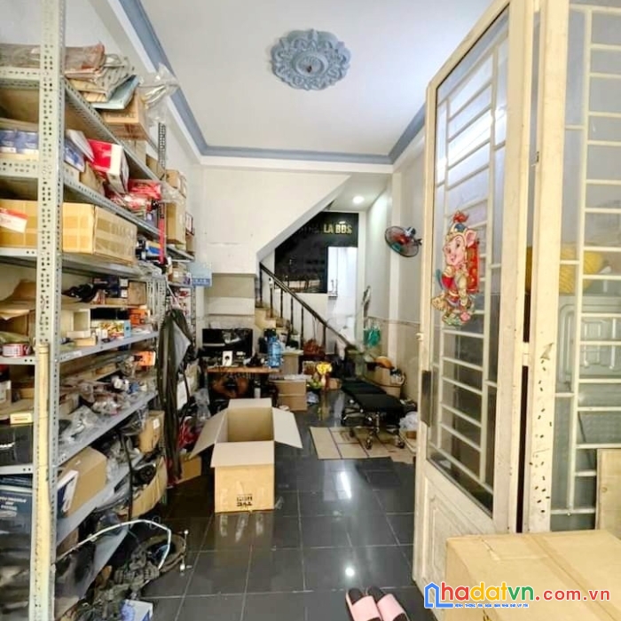 Nhà 4 tầng gần mt nguyễn biểu p2q5. giá 5,28 tỷ tl