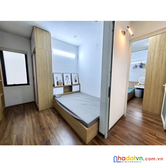 Bán nhà hoàng cầu 35m2 4 tầng, nở hậu, 2 thoáng trước sau, ô tô, lh 0966037496