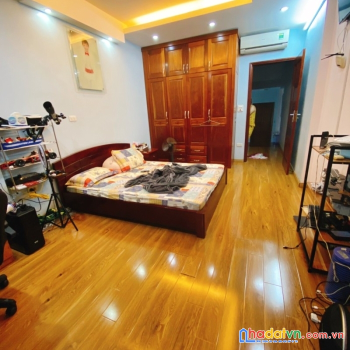 Bán nhà đặng văn ngữ 40m2 x 4t, mt5m, ô tô đỗ cổng, cầu thang cuối, 5,3 tỷ, lh 0966037496