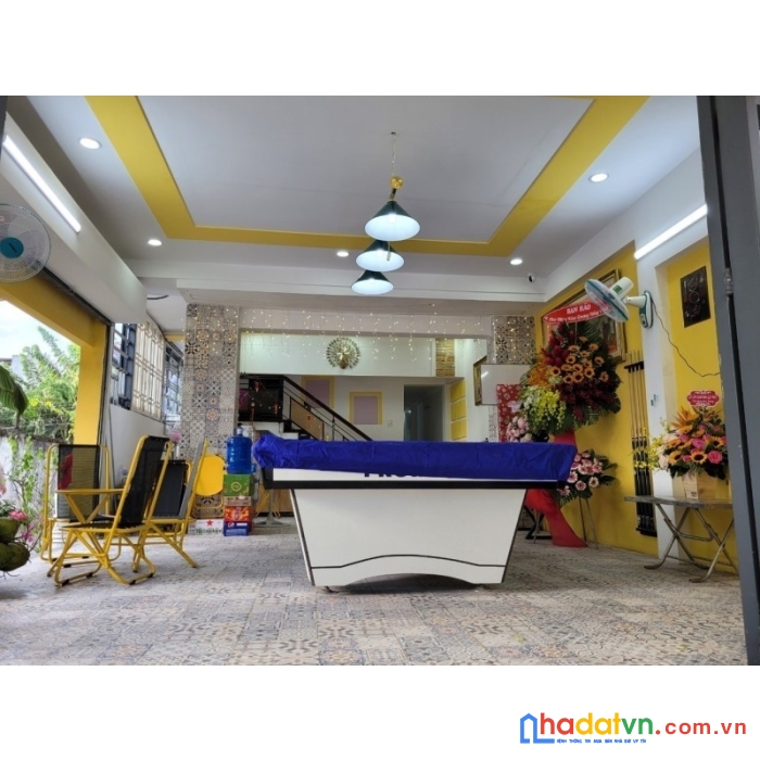Bán nhà mặt tiền 90m2 ngang 5m 3 tầng 4 phòng ngủ ngang 5m kinh doanh đỉnh lê quang định 10,9 tỷ.