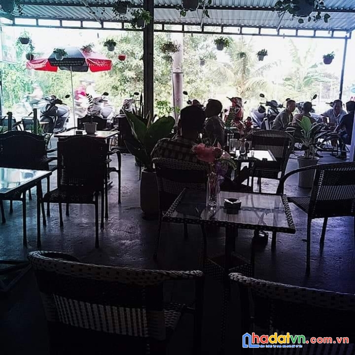 Do không có người trông coi cần sang  gấp quán cà phê tại bình mỹ củ chi