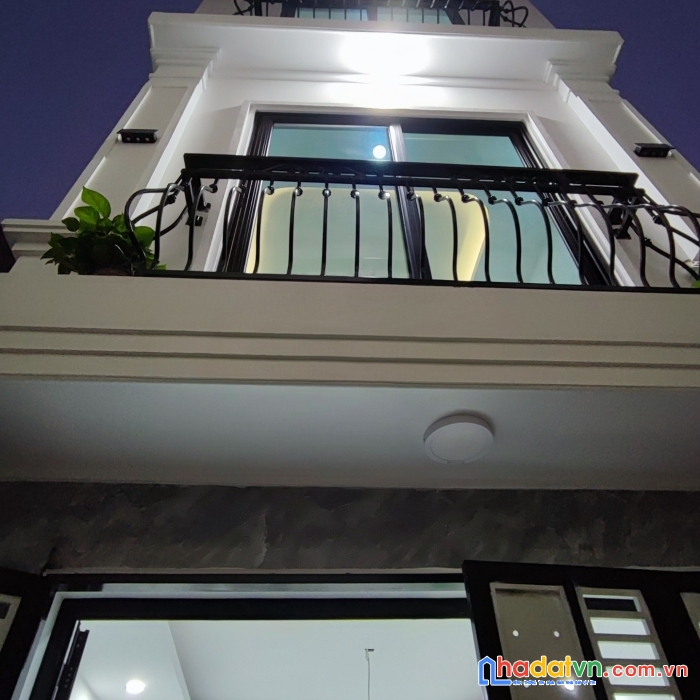 [tin mới!] hơn 2 tỷ có nhà kim chung đại tự- dân xây cực đẹp- 2 mặt thoáng vĩnh viễn- gọi bắc