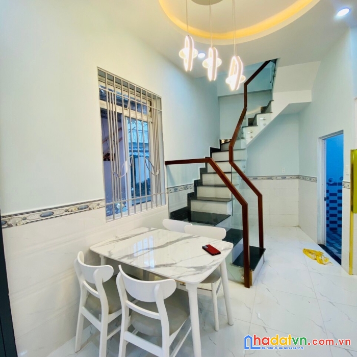 Nhà lê quang định, bình thạnh  gần chợ bà chiểu 2 tầng 3,35 tỷ